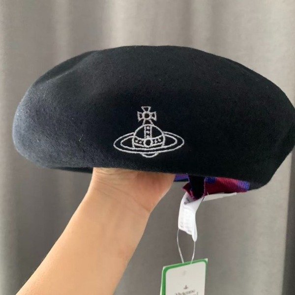 Boina Vivienne Westwood (Premium) — imagen 2