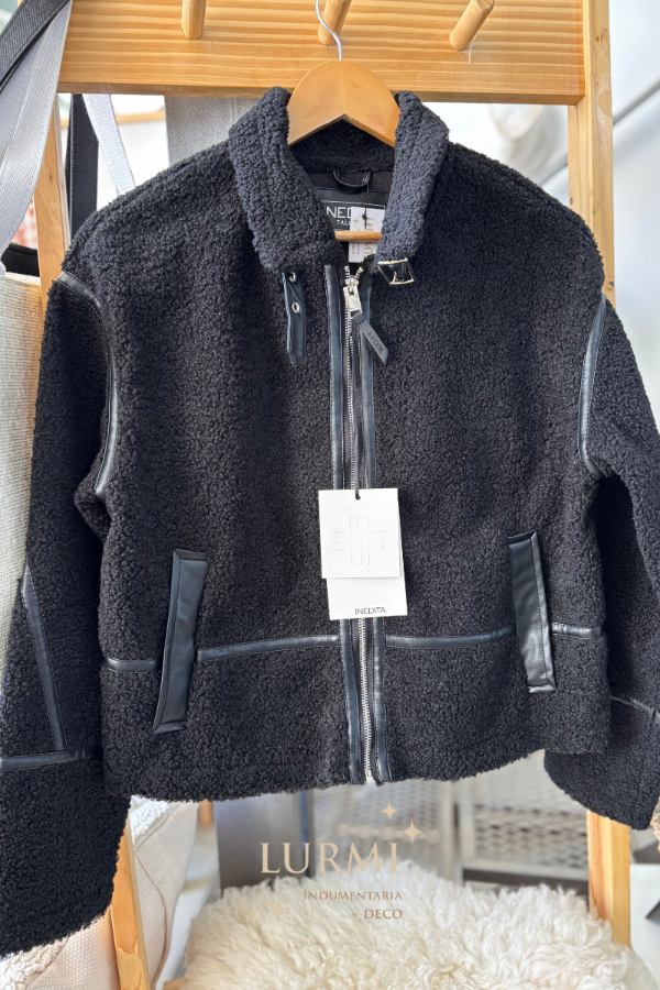 Producto - CAMPERA POLAR BLACK