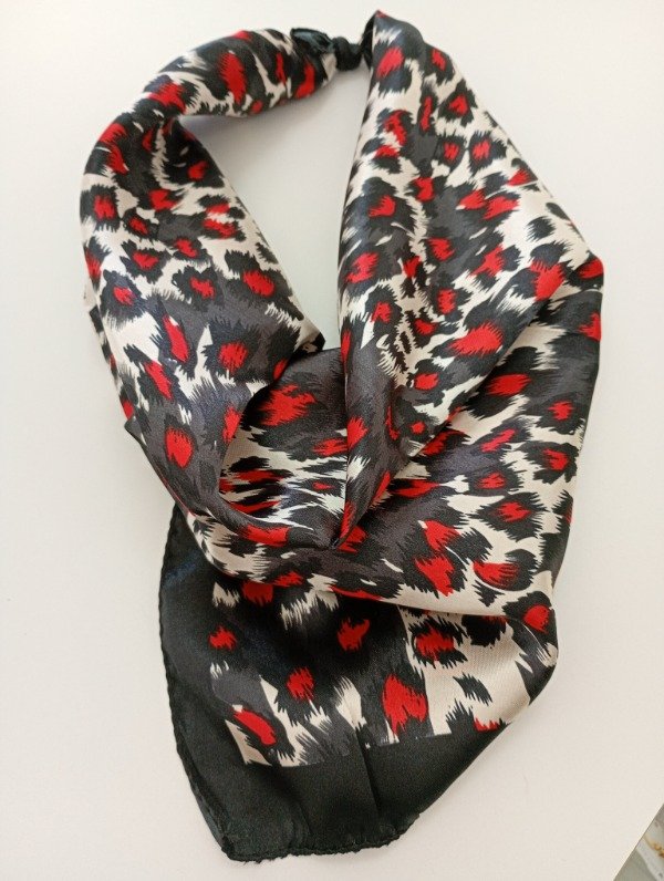 Producto - Pañuelo P576