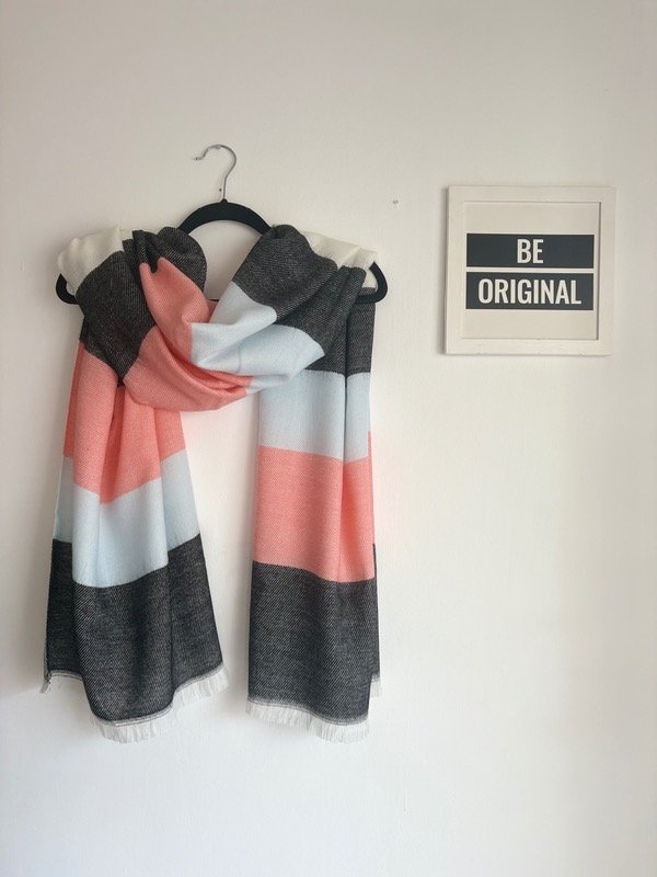 Producto - Bufandon Izar