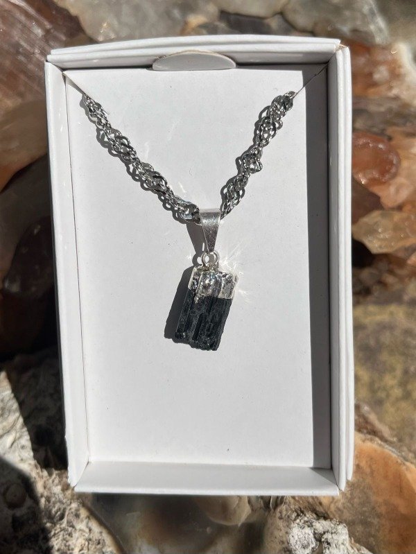 Producto - Collar de turmalina negra