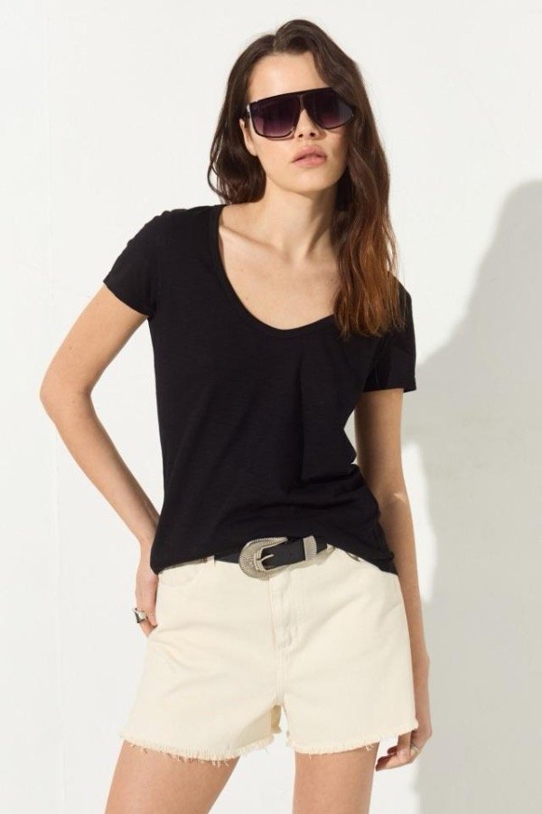 Producto - Remera Pluma Bordado St Marie