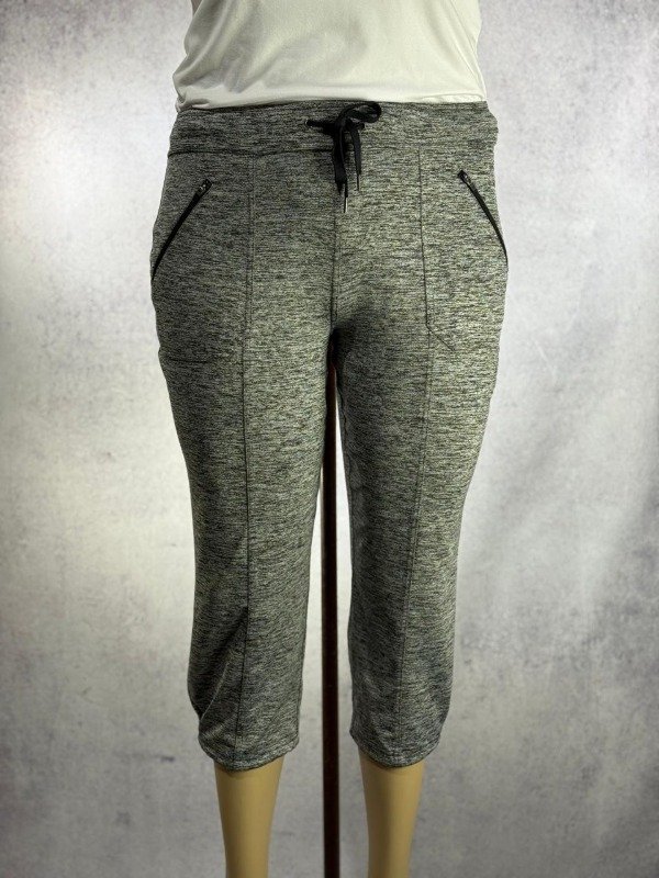 Producto - PANTALON CAPRI LYCRA ELASTIZADO IMPORTADO CON BOLSILLO