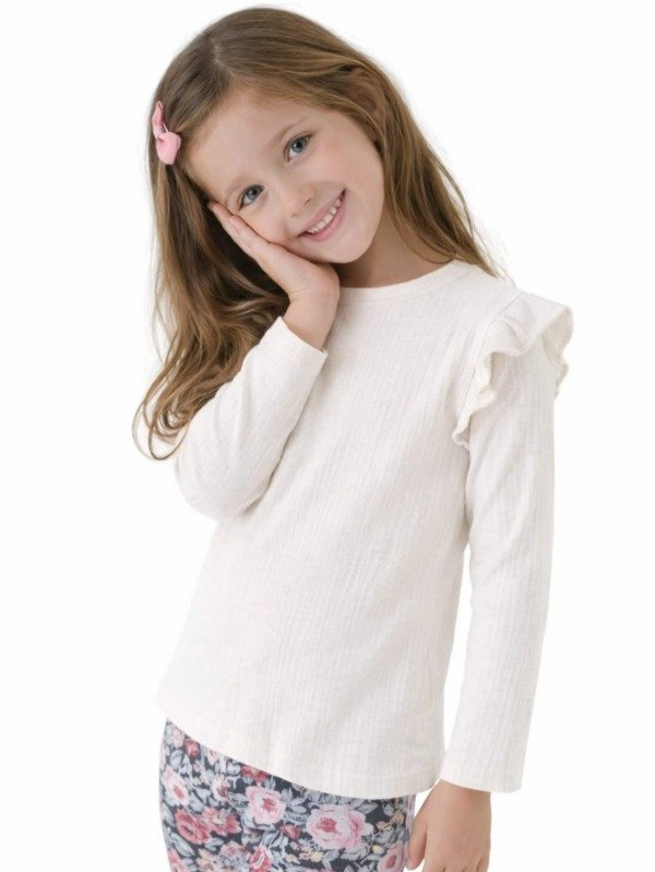 Producto - Remera jersey con volados en crudo