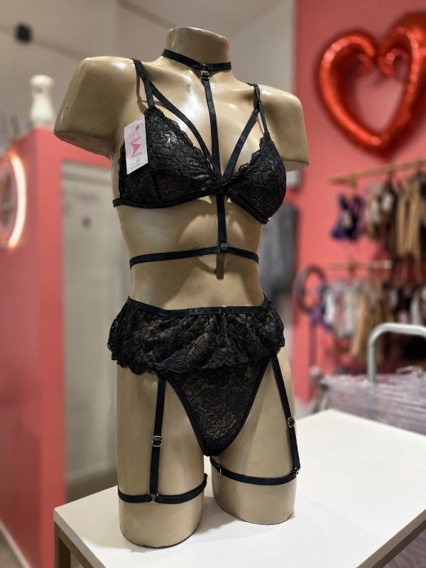 Producto - Set 4 Piezas LARA con arnes de cuello y liguero