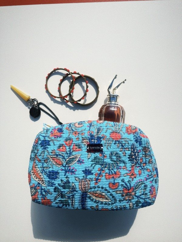 Producto - Neceser Turquesa y Flores