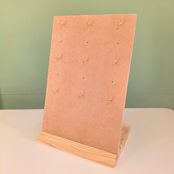 Producto - Panel Exhibidor con Ganchitos Desmontable