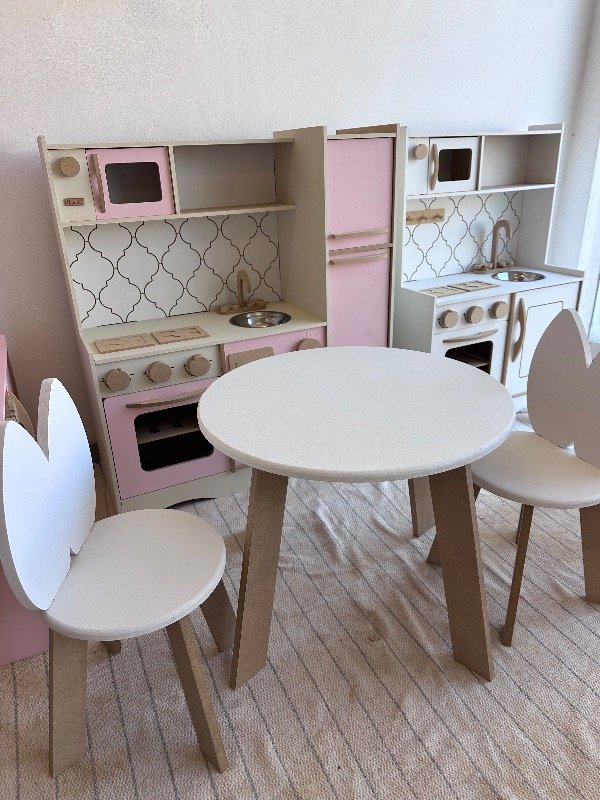 Producto - Mesa con dos sillas conejo