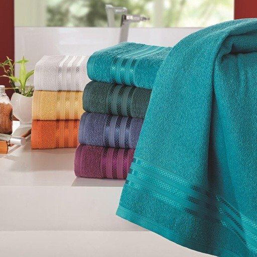 Producto - TOALLON FANTASIA GIGANTE