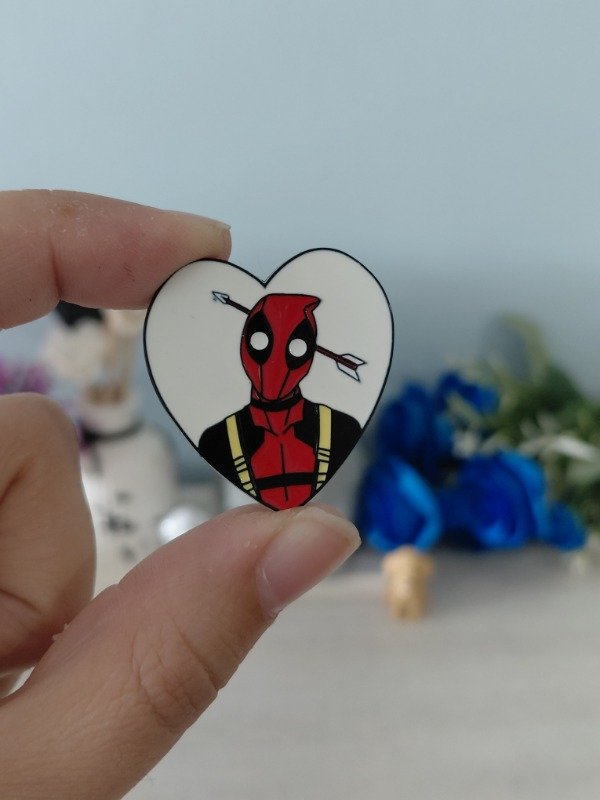 Producto - Pin metalizado - Deadpool #0665