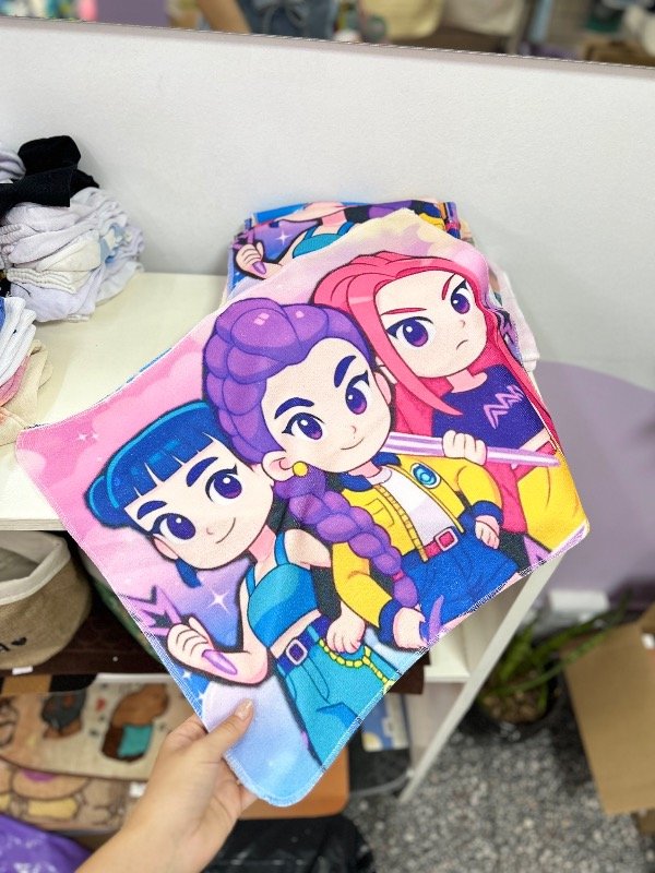 Producto - Individual guerreras kpop 1