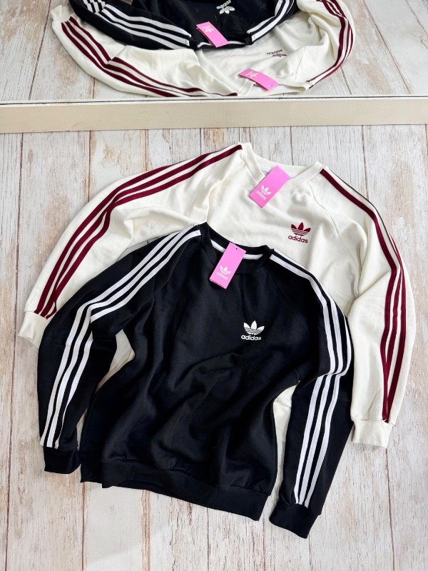Producto - Buzo Adidas retro