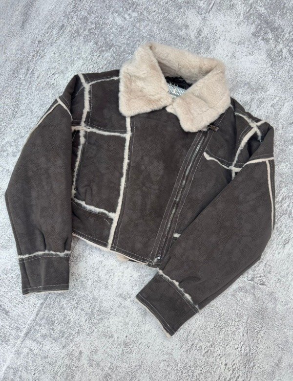 Producto - CAMPERA  GAMULAN