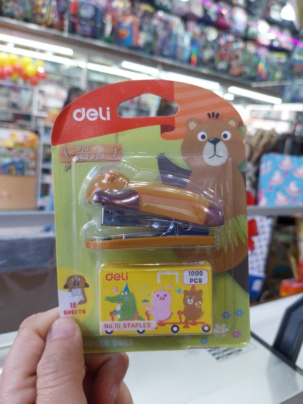 Producto - Abrochadora Deli Animalitos Oso + Broches