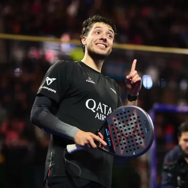 Producto - Manga Biomecanica Floky No Strain AGUSTIN TAPIA Negro  Talle 3 (L XL)  30-34CM