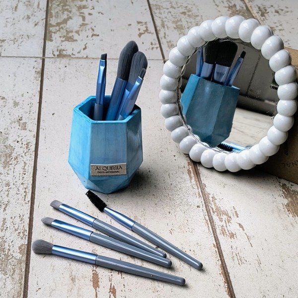 Producto - Set de Maquillaje en Vasito