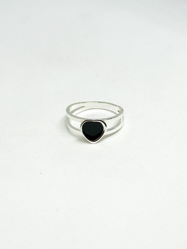 Producto - Anillo acero blanco corazón esmalte negro