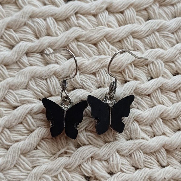 Producto - Aro mariposa negra