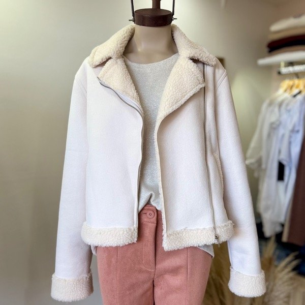 Producto - Gamulan Megan