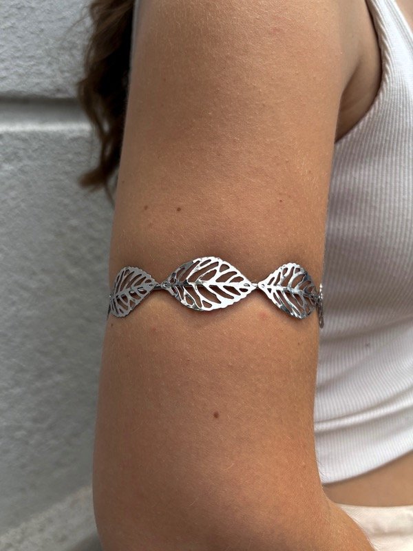 Producto - Brazalete con hojas (plateado)