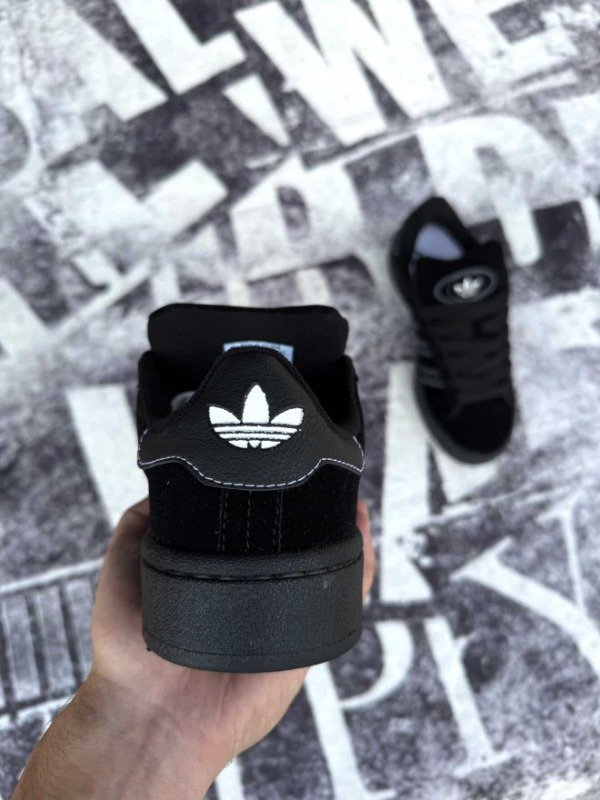 Producto - Campus 00s "total black" - 2