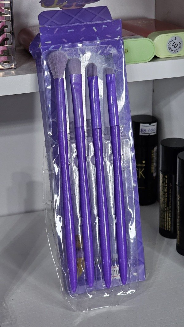 Producto - SET X4 BROCHAS "VIOLETA"