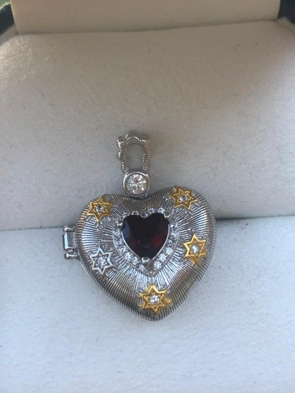 Producto - DIJE RELICARIO CORAZÓN UNIVERSAL DE GRANATE PLATA 925