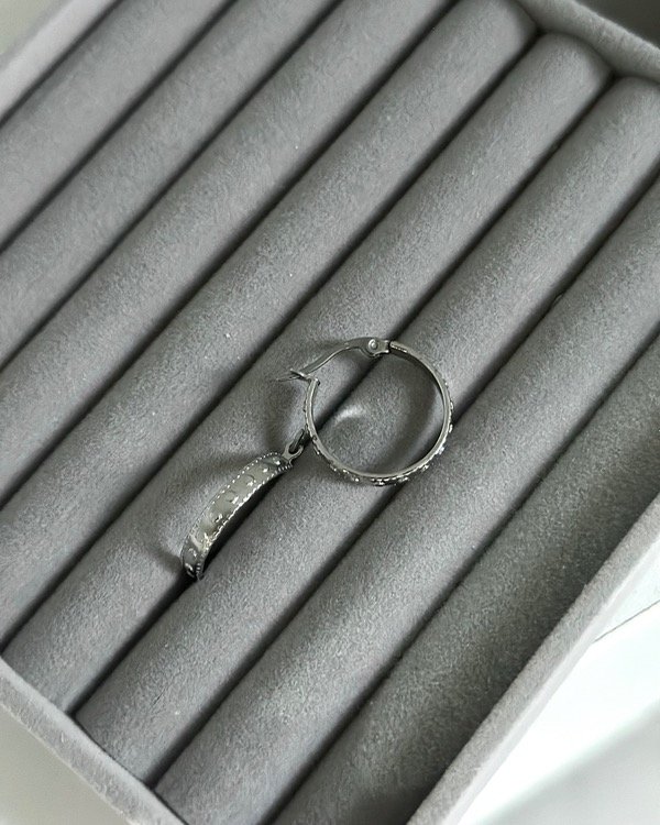 Producto - Argollas anchas con guarda 2 cm