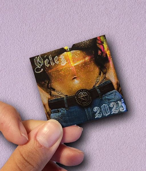 Producto - STICKER HOLOGRÁFICO - LALI - VÉLEZ 2025 INDI