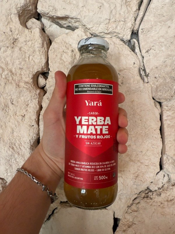Producto - Bebida Yara Yerba Mate y Frutos Rojos 500ml