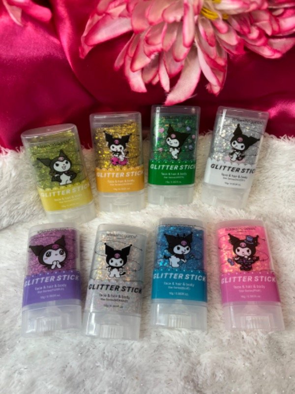 Producto - Glitters en barra kuromi