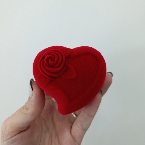 Producto - ESTUCHE CORAZON CON FLOR PANA