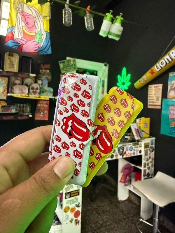 Producto - COVER PAPERS METÁLICO LRC 1 1/4 - DISEÑO ROLLING STONE