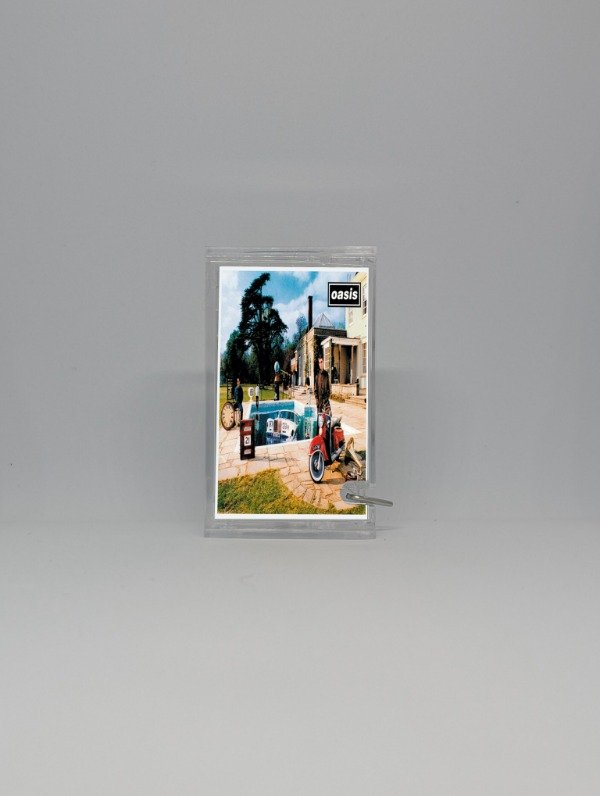 Producto - Be Here Now - Llavero Cassette
