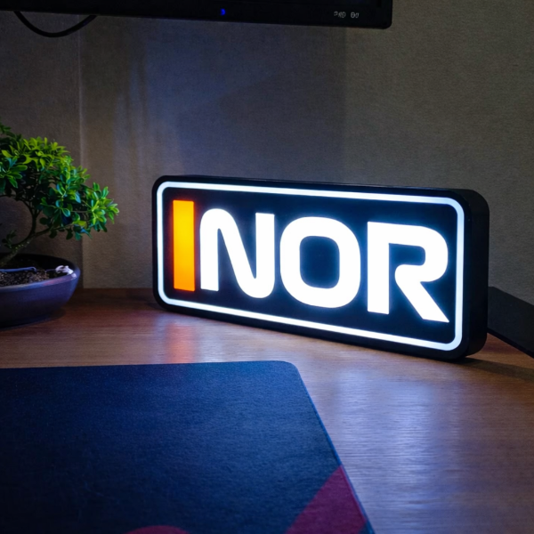 Producto - Velador Lando Norris