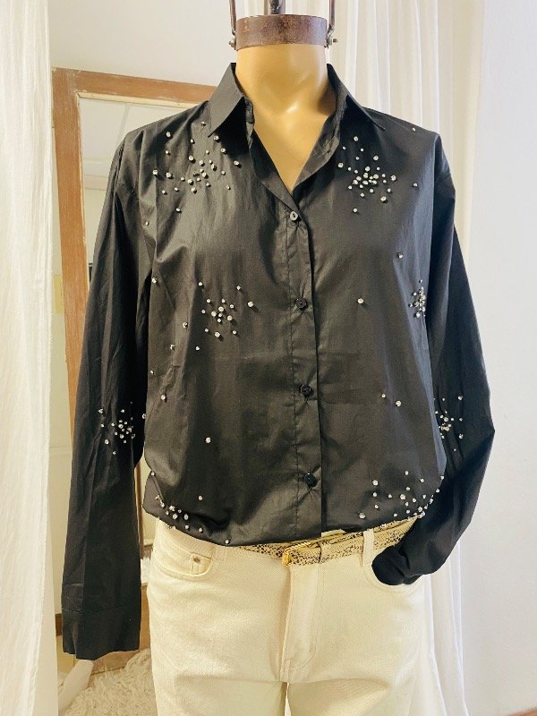Producto - Camisa Poplin con stras Negra