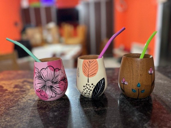 Producto - Mate artesanal con bombilla