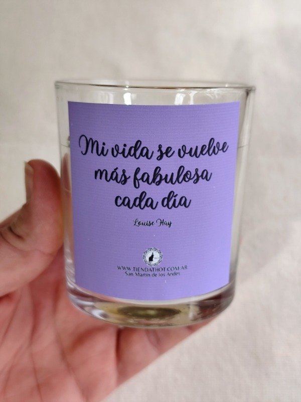 Producto - VELA "MI VIDA SE VUELVE MÁS FABULOSA CADA DÍA" - Con pirita y más. 250ml - 2