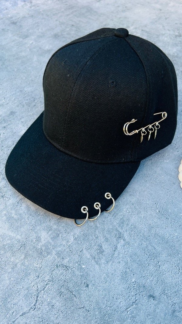 Producto - GORRA ARGOLLAS GANCHO BLACK