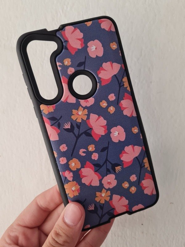 Producto - Funda rígida Floreada G8 Power