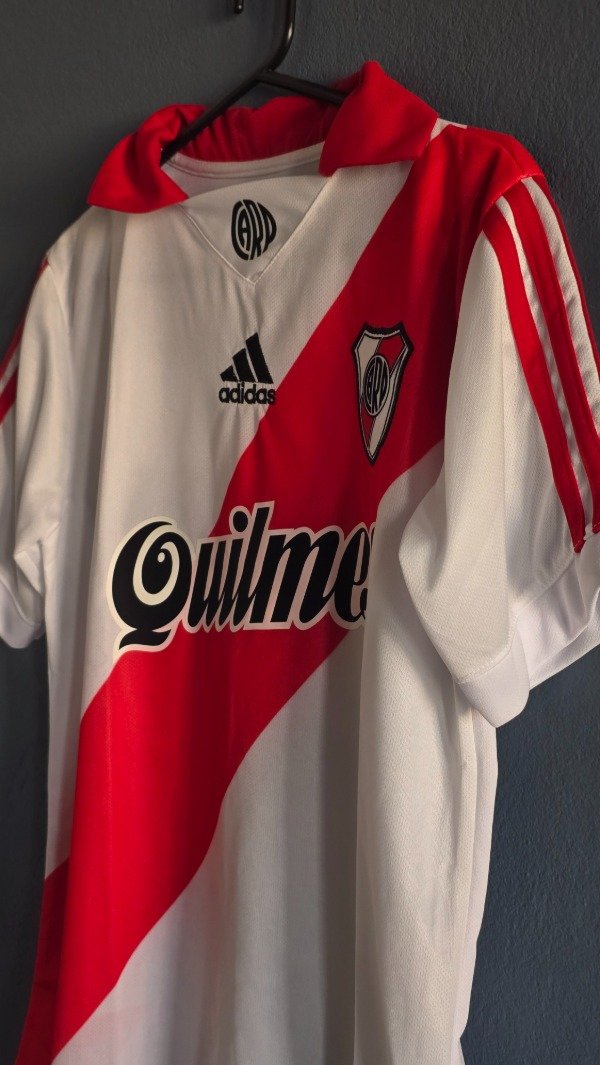 Producto - CAMISETA RETRO RIVER PLATE TITULAR 1999 - 2