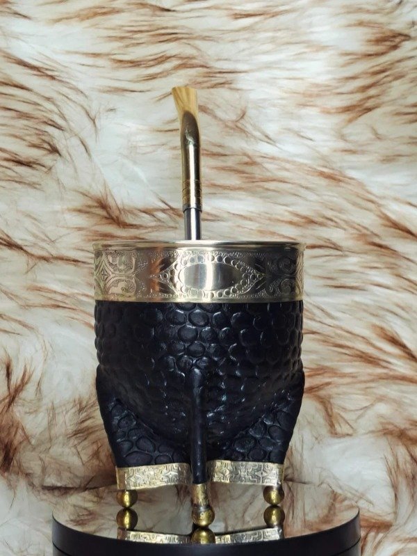 Producto - MATE IMPERIAL CROCO CON BASE DE ALPACA Y PELOTITA