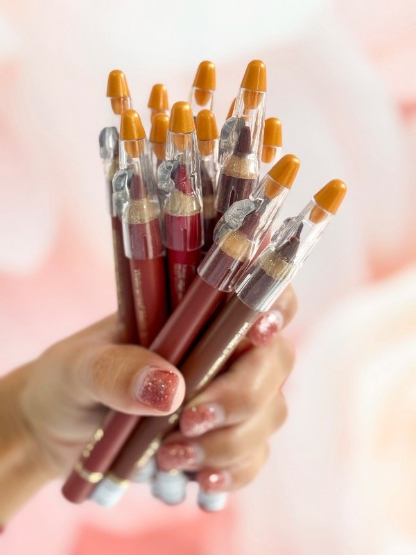Producto - Delineador labial con sacapuntas