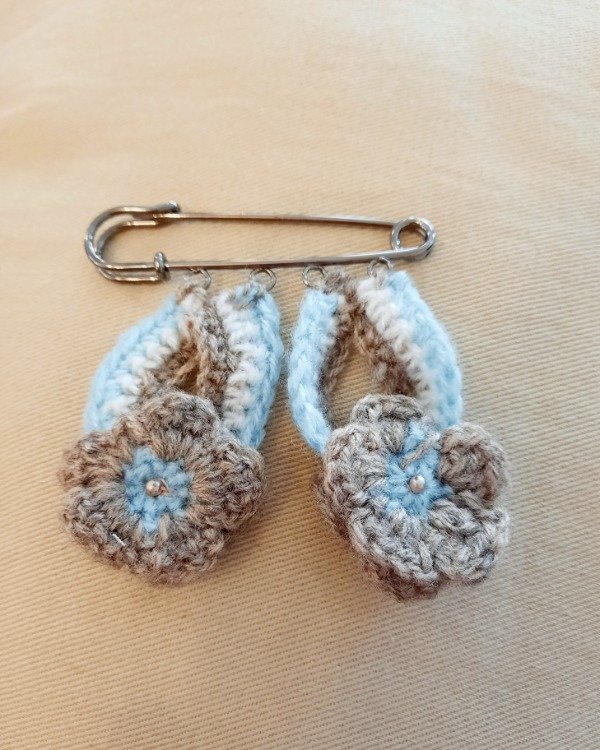 Producto - Broche Flor Celeste