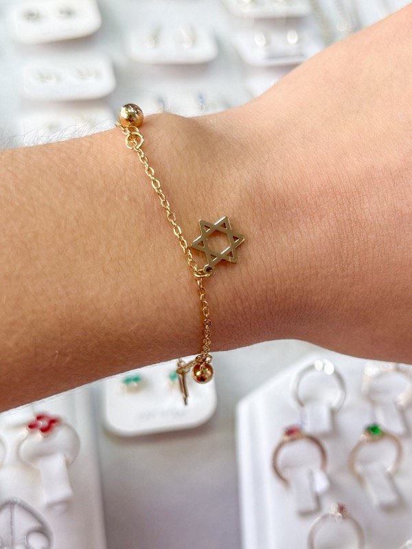 Producto - Pulsera acero dorado estrella de David