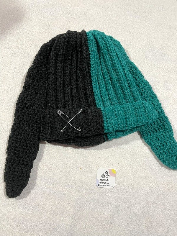 Producto - gorro bunny negro y verde