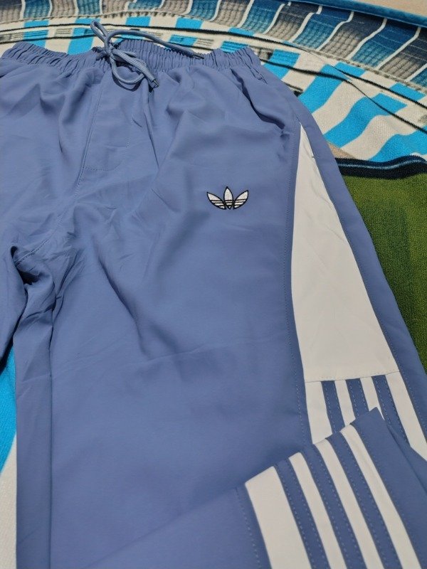 Pantalón impermeable importado — imagen 7