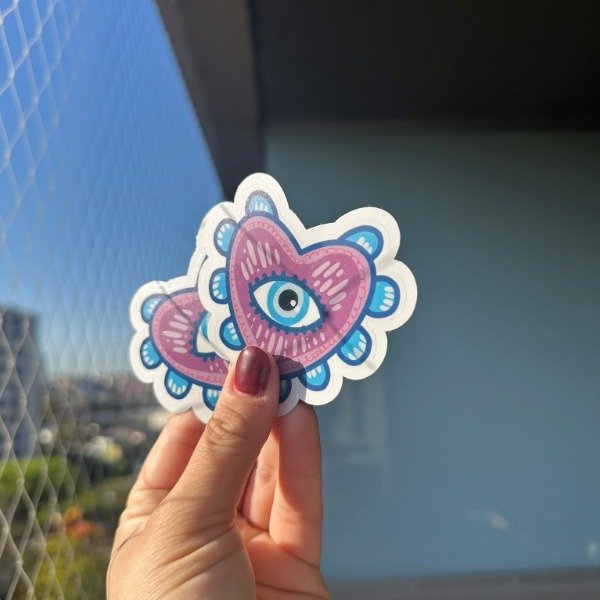 Producto - Ojito corazon - Base Blanca