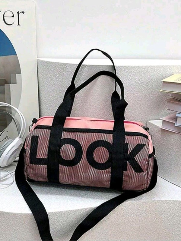 Producto - Bolso deportivo Look  Rosa con detalles negros