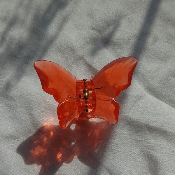 Producto - Broche mariposa rojo